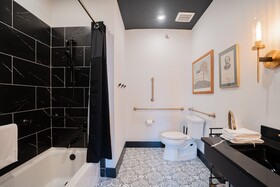 The Pickle Factory Hotel By Neat Suites