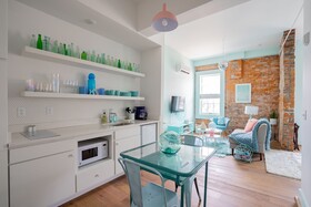 The Pickle Factory Hotel By Neat Suites