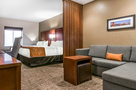 Comfort Suites