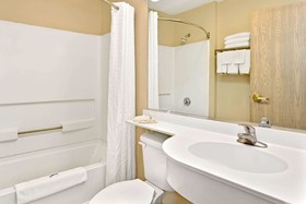 Microtel Inn & Suites by Wyndham Florence/Cincinnati Airport