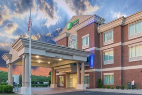 Holiday Inn Express & Suites Frankfort