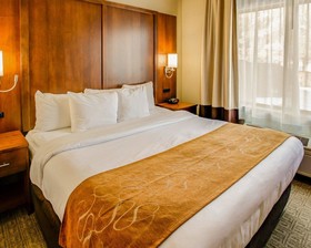 Comfort Suites