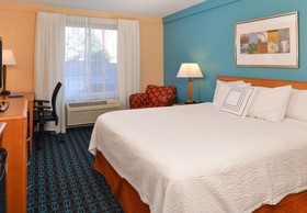 Fairfield Inn & Suites Lexington Georgetown/College Inn