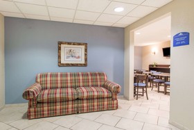 Microtel Inn & Suites by Wyndham Georgetown