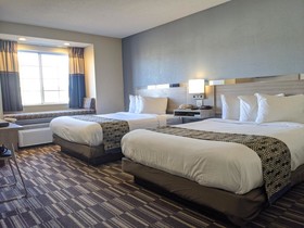Microtel Inn & Suites by Wyndham Georgetown