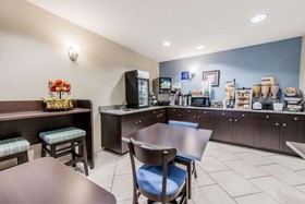 Microtel Inn & Suites by Wyndham Georgetown