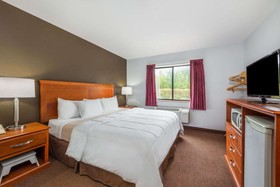 Super 8 by Wyndham Georgetown