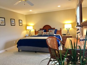 The B & B at Queenslake