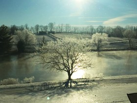 The B & B at Queenslake