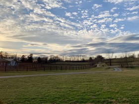 The B & B at Queenslake