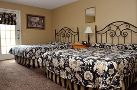 Four Seasons Country Inn