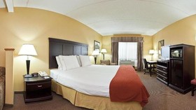 Holiday Inn Express Hotel & Suites Louisville South - Hillview