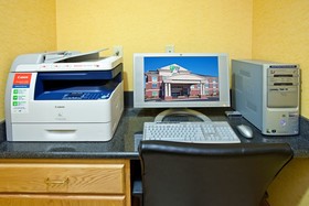 Holiday Inn Express Hotel & Suites Louisville South - Hillview
