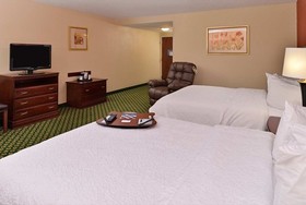 Hampton Inn & Suites Hopkinsville