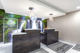 La Quinta Inn & Suites by Wyndham Hopkinsville