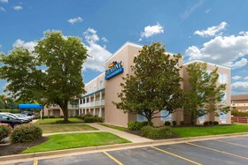 Baymont by Windham Louisville East