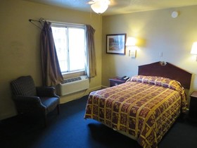 Budgetel Inn And Suites Louisville