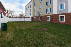 Candlewood Suites Louisville - NE Downtown Area