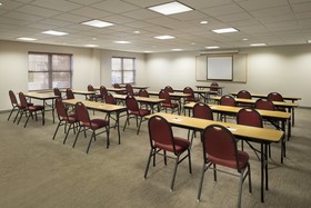 Country Inn & Suites by Radisson, Louisville East, KY