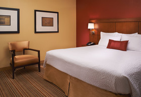 Courtyard Louisville East