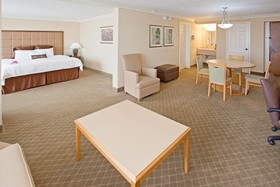Crowne Plaza Louisville Airport Expo Ctr