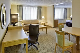 Crowne Plaza Louisville Airport Expo Ctr