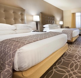 Drury Inn & Suites Louisville North