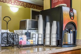 Econo Lodge Louisville