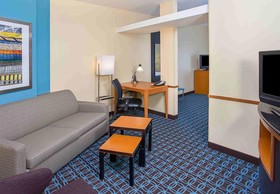 Fairfield Inn & Suites Louisville East