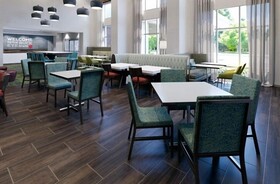 Hampton Inn & Suites by Hilton Louisville East Oxmoor