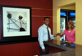 Hampton Inn & Suites Louisville East