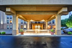 Hampton Inn Louisville Airport
