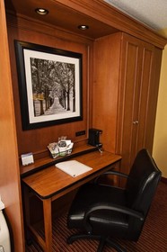 Hampton Inn Louisville Airport