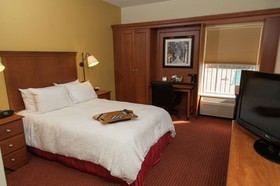 Hampton Inn Louisville Airport