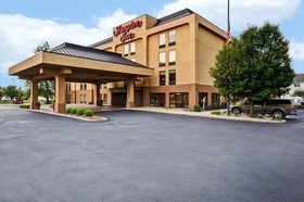 Hampton Inn Louisville Airport
