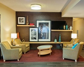 Hampton Inn Louisville Airport