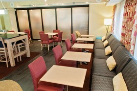 Hampton Inn Louisville Airport