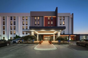 Hampton Inn Louisville Northeast