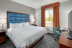 Hampton Inn Louisville Northeast