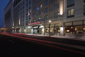 Hilton Garden Inn Louisville Downtown