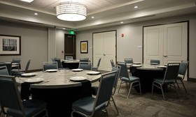 Hilton Garden Inn Louisville Mall of St. Matthews