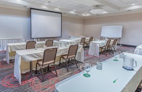 Holiday Inn Louisville Airport - Fair/Expo