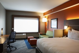 Holiday Inn Express & Suites Louisville Downtown