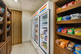 Holiday Inn Express & Suites Louisville East