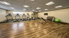 Holiday Inn Express Louisville Airport Expo Center