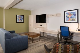 Holiday Inn Express Louisville Northeast