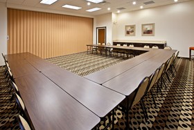 Holiday Inn Louisville Airport South