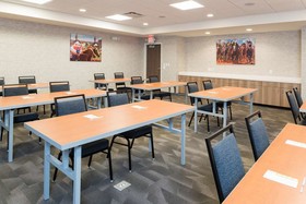 Home2 Suites By Hilton Louisville Nulu Medical District