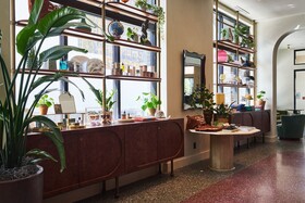 Hotel Genevieve