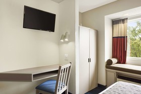 Microtel Inn & Suites by Wyndham Louisville East